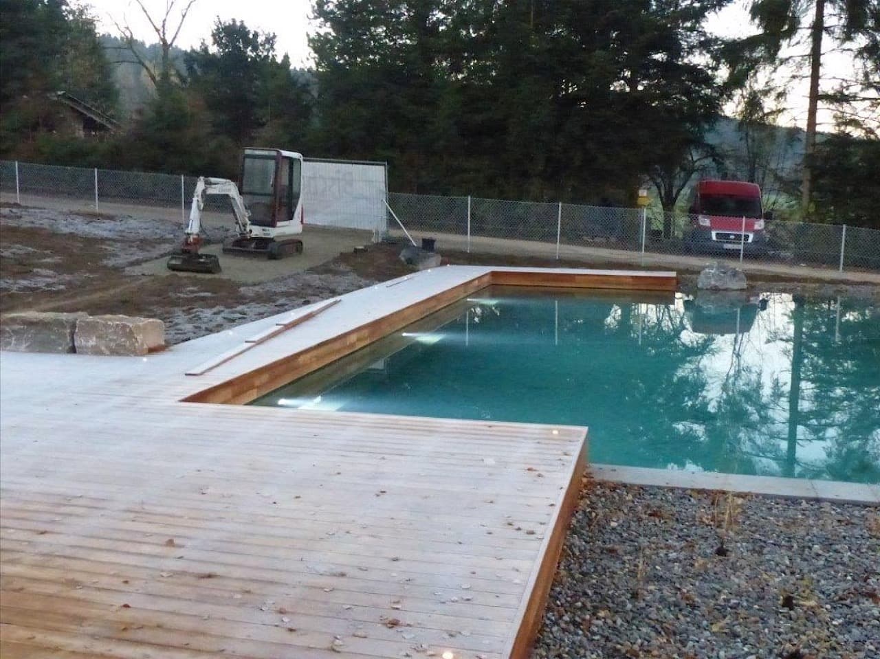 Schwimmteich & Stege